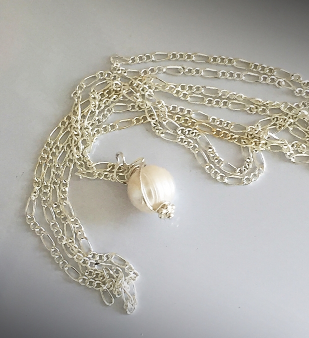 FRESHWATER PEARL AND STERLING NECKLACE