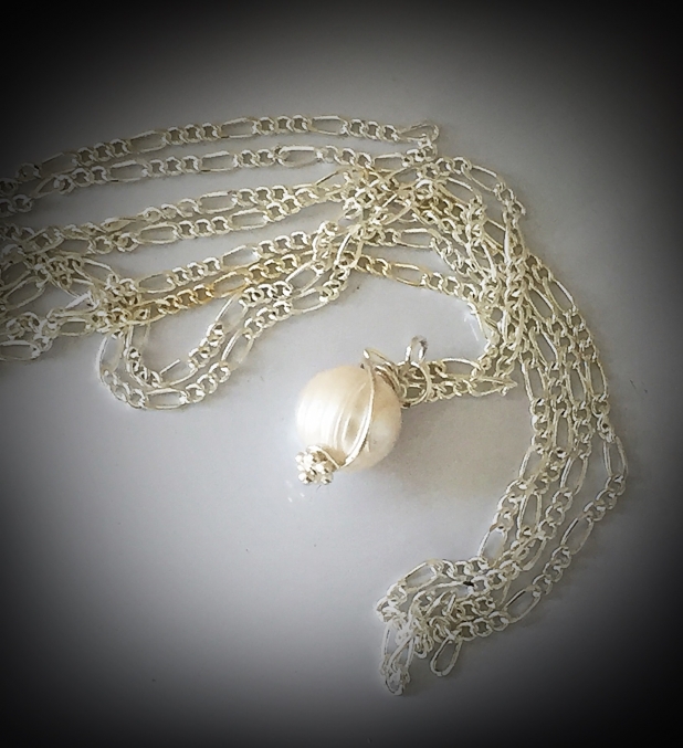 FRESHWATER PEARL AND STERLING NECKLACE