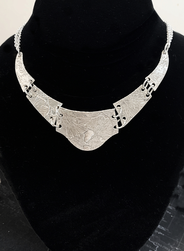 Sterling silver collar necklace